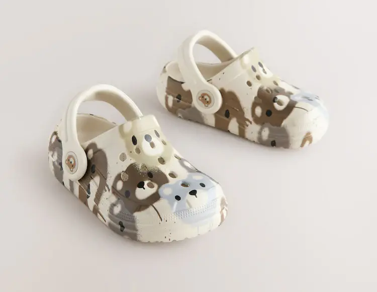 中性棕熊角色木屐