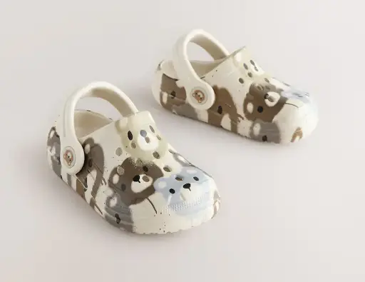 中性棕熊角色木屐